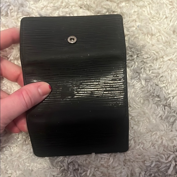 Louis Vuitton Black Epi Key Holder - Picture 5 of 10